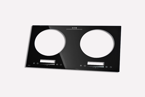 燃?xì)庠蠲姘?/></p><p><br/></p><p><strong>鋼化玻璃燃?xì)庠蠲姘搴筒讳P鋼燃?xì)庠蠲姘宓谋容^：</strong><br/></p><p><br/></p><p>1、材質(zhì)特性</p><p>不銹鋼：不銹鋼是一種耐空氣、蒸汽、水等弱腐蝕介質(zhì)和酸、堿、鹽等化學(xué)浸蝕性介質(zhì)腐蝕的鋼材，它的用途非常的廣泛。從材質(zhì)上來說，不銹鋼面板及時(shí)使用很多年之后還能保持原有的樣子，非常耐用。</p><p> </p><p>鋼化玻璃：鋼化玻璃是一種預(yù)應(yīng)力玻璃,為提高玻璃的強(qiáng)度,通常使用化學(xué)或物理的方法，在玻璃表面形成壓應(yīng)力，玻璃承受外力時(shí)首先抵消表層應(yīng)力，從而提高了承載能力，增強(qiáng)玻璃自身抗風(fēng)壓性、寒暑性、沖擊性等的安全玻璃。</p><p> </p><p>2、安全性</p><p>鋼化玻璃面板：鋼化玻璃面板在各方面都能媲美不銹鋼面板，對(duì)于用戶所擔(dān)心的爆炸顧慮，大部分原因是用戶使用不當(dāng)造成的。目前市面上的鋼化玻璃都是耐高溫，防爆裂，安全性高。</p><p> </p><p>不銹鋼面板：燃?xì)庠钤诠ぷ鞯臅r(shí)候灶頭附近溫度會(huì)很高，燃?xì)庠蠲姘逅玫牟讳P鋼材質(zhì)在導(dǎo)熱這方面下很多功夫，即使燃?xì)庠罟ぷ骱荛L(zhǎng)時(shí)間，面板的多處溫度還如常溫。</p><p><br/></p><p>在耐熱上，用戶可以隨意將很熱的鍋放在面板上，而不用擔(dān)心面板問題。強(qiáng)度方面雖然是不銹鋼所擅長(zhǎng)，但鋼化玻璃也同樣耐高溫，柏信集成灶的鋼化玻璃采用的是高密度耐高溫，在高溫下，柏信所用的鋼化玻璃都不會(huì)變形爆裂。</p><p> </p><p>3、清潔方面對(duì)比</p><p>鋼化玻璃：面板在清潔上和不銹鋼面板相似，直接用濕抹布蘸一點(diǎn)清潔劑就可以去除表面油污。情節(jié)上還是比不銹鋼面板方便一些而且鋼化玻璃美觀上比較大氣美觀上檔次不會(huì)被刮花。</p><p> </p><p>不銹鋼面板：在清潔上也非常方便，使用過后直接拿濕抹布蘸一點(diǎn)清潔劑，可以直接去除油污。但是要注意的是，不銹鋼面板在使用時(shí)間長(zhǎng)了之后如果用鋼絲球來擦，面板的表面就會(huì)出現(xiàn)被刮花的現(xiàn)象，影響美觀。</p><p> </p><p>綜合以上的內(nèi)容相信大家就能知道不銹鋼面板和鋼化玻璃面板的對(duì)比之后，到底是哪一種比較有優(yōu)勢(shì)，之所以鋼化玻璃面板會(huì)越來越受歡迎的原因就是鋼化玻璃面板具有更加大氣美觀上檔次的優(yōu)勢(shì)，所以消費(fèi)者會(huì)選擇燃?xì)庠钿摶Ａ姘鍟?huì)越來越受歡迎，所用的鋼化玻璃是安全玻璃，具有耐高溫、熱穩(wěn)定性好?？箾_擊性能好的特點(diǎn)。</p><p><br/></p><p>希望以上內(nèi)容對(duì)大家有所幫助，朋友們?nèi)绻行枰細(xì)庠蠲姘宓呐笥岩部梢宰稍兾覀兓蛘呗?lián)系我們！</p>                </div>
            </div>
            
            <div   id=